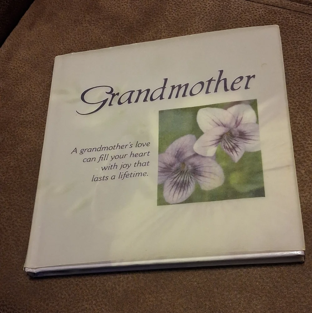 Grandmother Sentiment Book with Floral Design